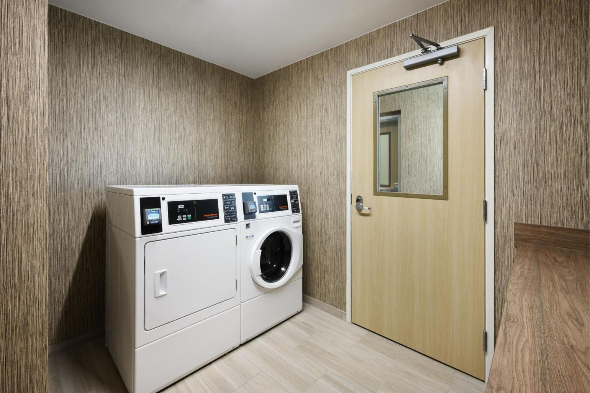 Springhill Suites By Marriott ドーサン エクステリア 写真